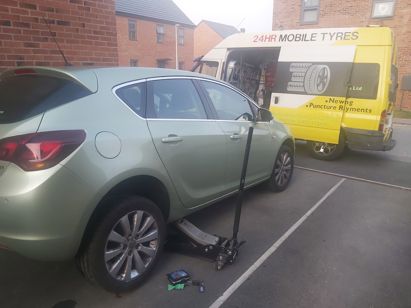 mobile tyre repairs & replacements